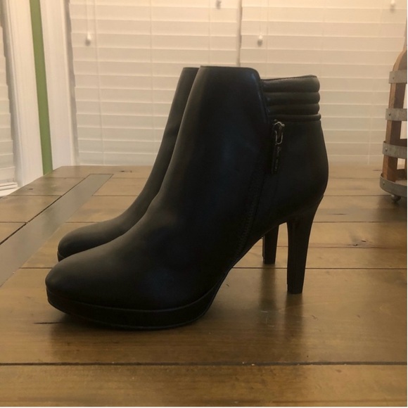 Nine West Kuinby 3 Boots - Picture 8 of 16